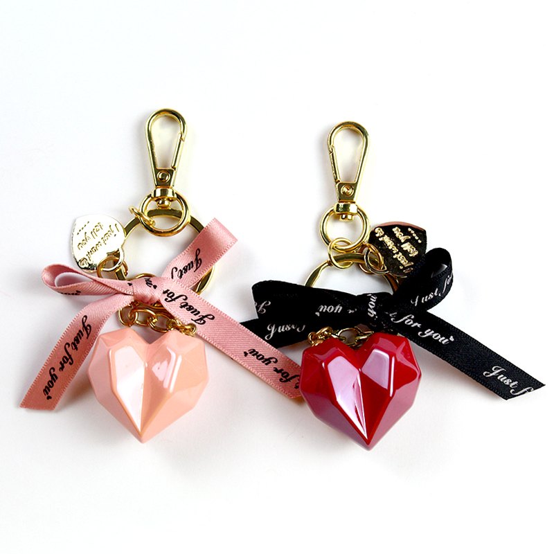Custom Acrylic Keychain Wholesale MOQ 100 custom logo retail packaging