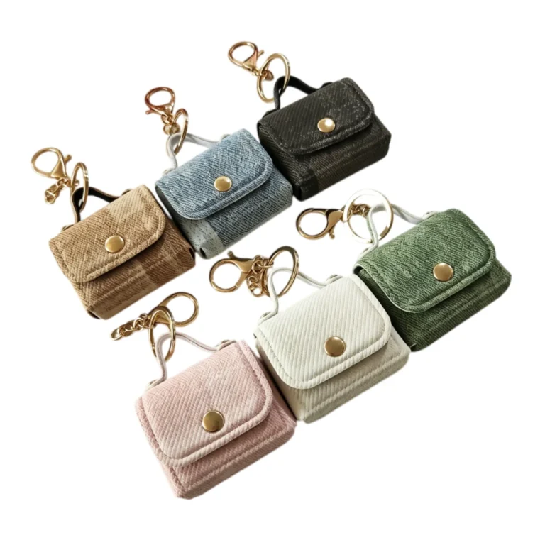Six ribbed mini handbag charms